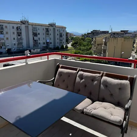 Domus Relax Bed & Breakfast 3*