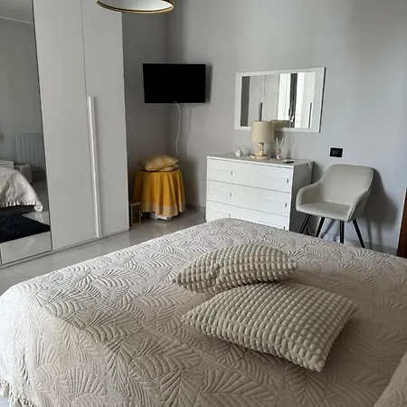Domus Relax Bed & Breakfast 3*